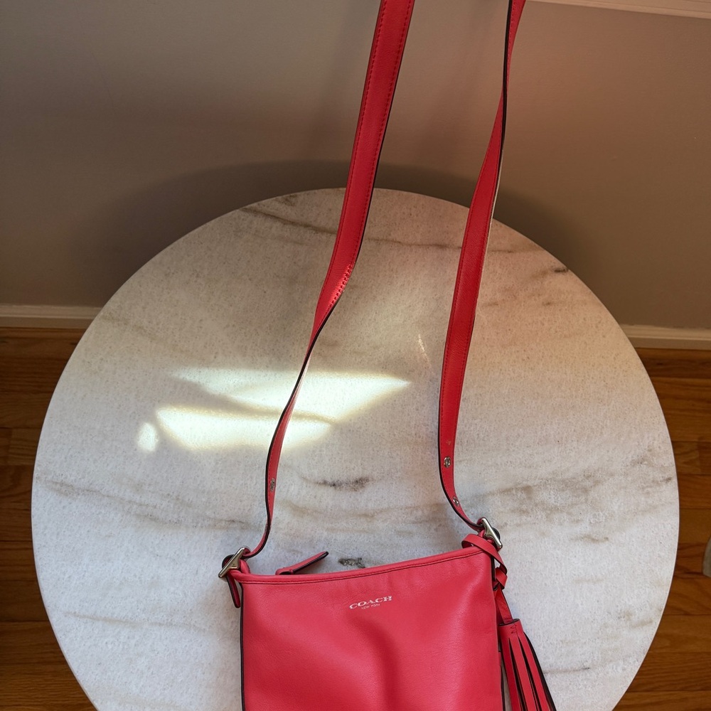 Coach Coral Crossbody Bag with Gold Hardware - Picture 3 of 3